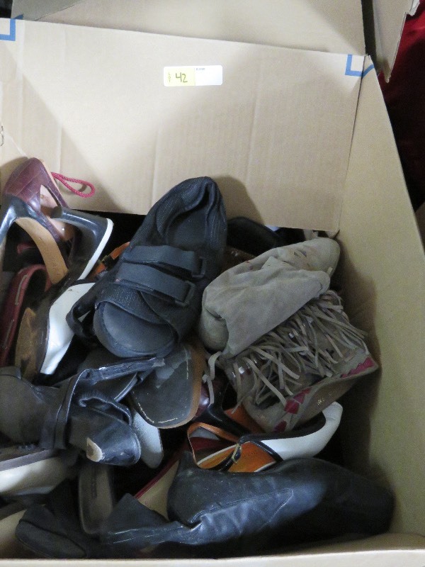 lot 41 image: Shoe Lot