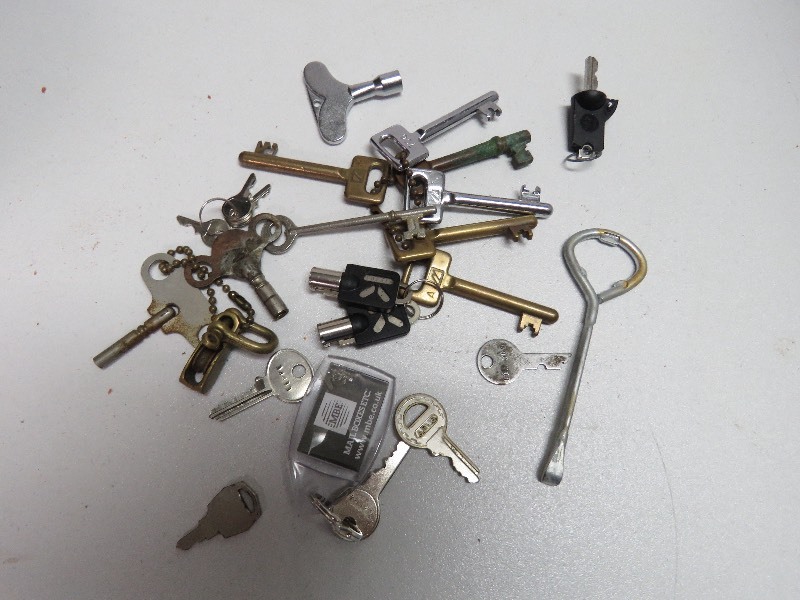 lot 88 image: Key Lot