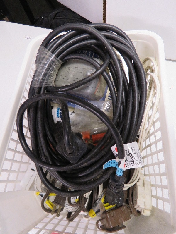 lot 98 image: Garage Lot