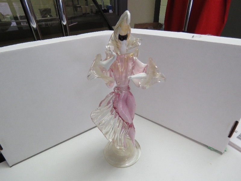 lot 110 image: Murano Glass