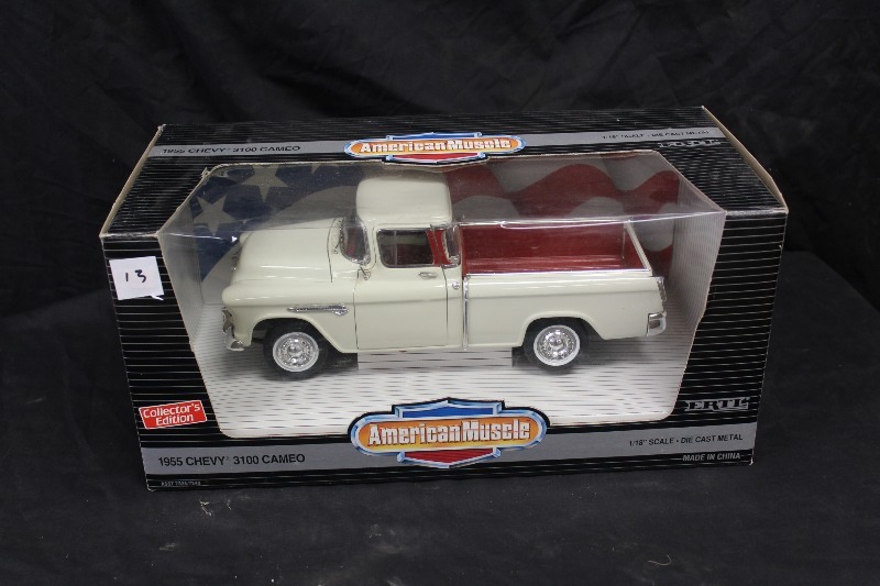 ERTL American Muscle 1955 Chevy 3100 Cameo