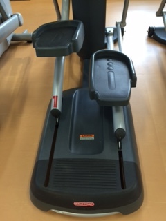 Star Trac Model E-CT Commercial Cross Trainer Elliptical Exercise Machine