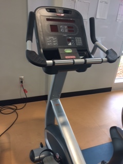 Star Trac Model E-UB 4300 Commercial Upright Exercise Bike
