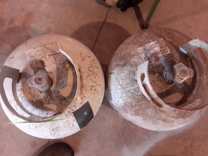 lot 56 image: 2, Propane Gas Tanks.  Empty