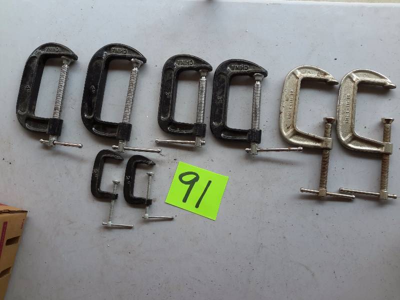 lot 91 image: 2, 4 in C clamps, 4, 3in C clamps, 2, 2in C clamps
