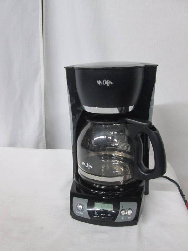 lot 47 image: Mr. Coffee 12-Cup Programmable Coffeemaker