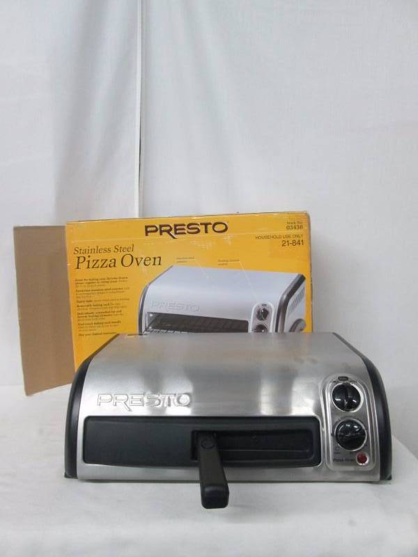 lot 28 image: Presto Stainless Pizza Oven