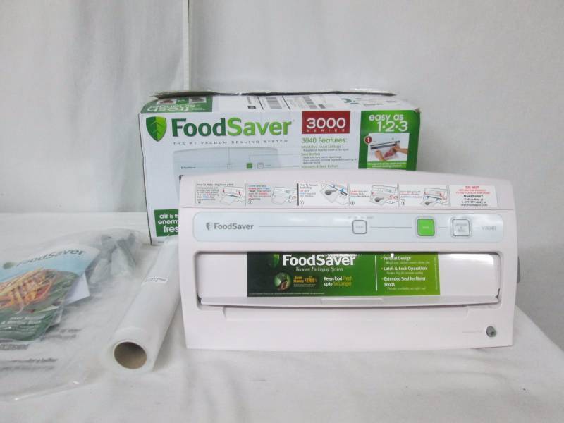 lot 16 image: FoodSaver Vertical Design Vacuum Sealing System