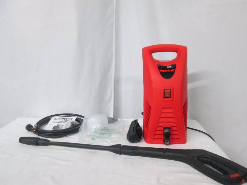 lot 12 image: Master Craft 1500 PSI Electric Pressure Washer