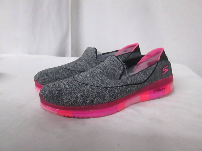 lot 73 image: Skechers Womens GOflex Walking Shoe