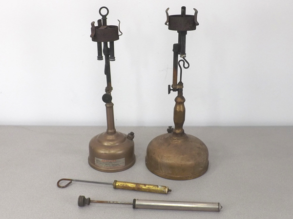 lot 6 image: Pair of Antique Montgomery Ward Kerosene Lamps