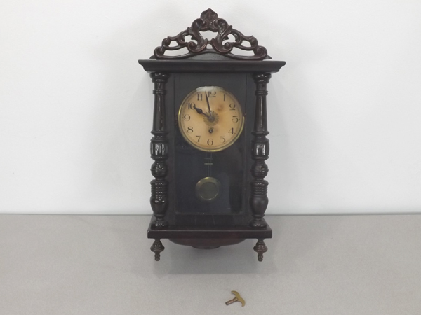 lot 35 image: Antique German Regulator Wall Clock with Key