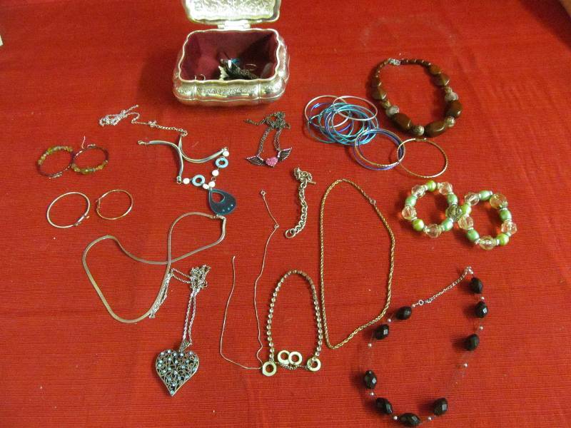 JewelryBox
