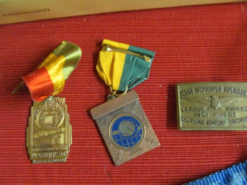 PinsMedals