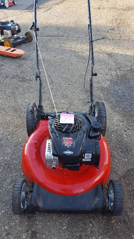 Yard Machines 21 in. 140cc OHV Briggs & Stratton Walk-Behind Gas Lawn ...