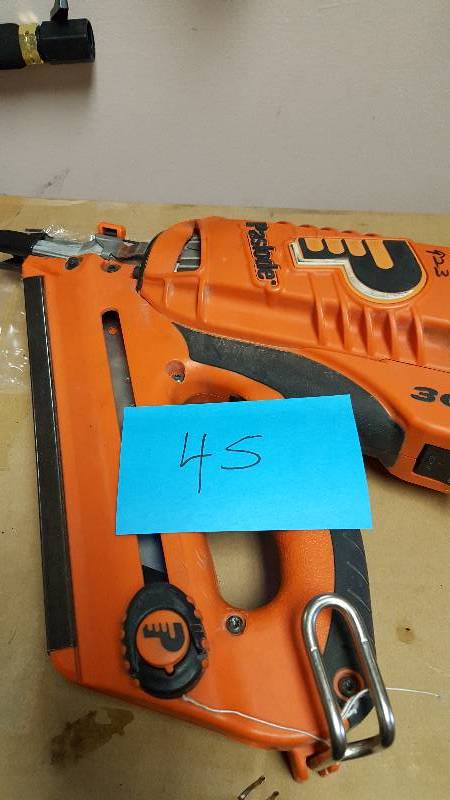 Paslode 902600 CF325Li Lithium Ion Cordless Framing Nailer used tested works