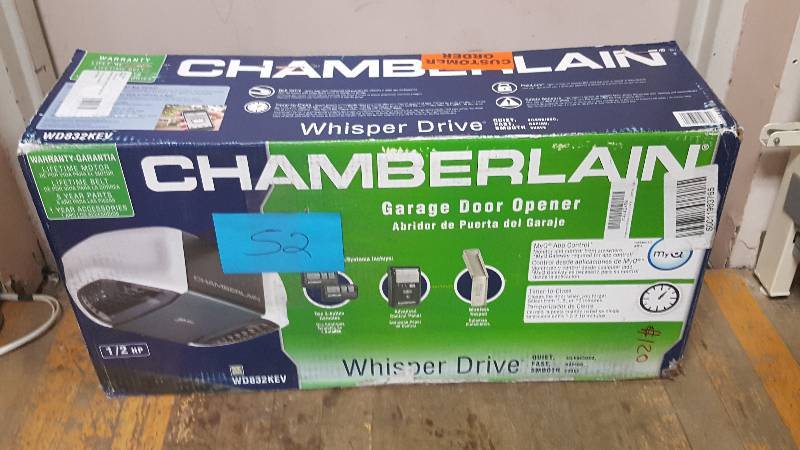 Chamberlain 12 HPS MyQ Belt Whisper Drive Garage Door Opener detail WD832KEV New