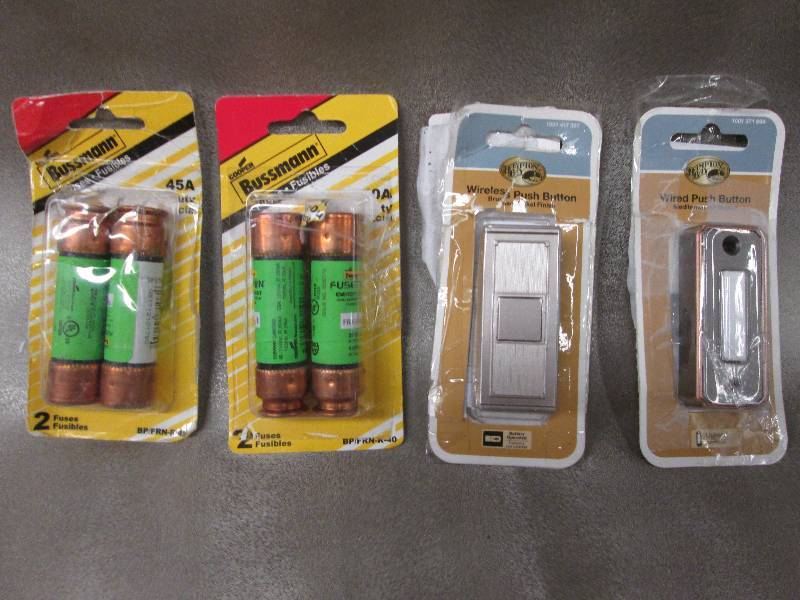 2 pkg of 2 45 A fuses, 2 wireless p...