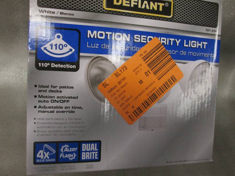 Defiant 110 degree White Motion Sec...