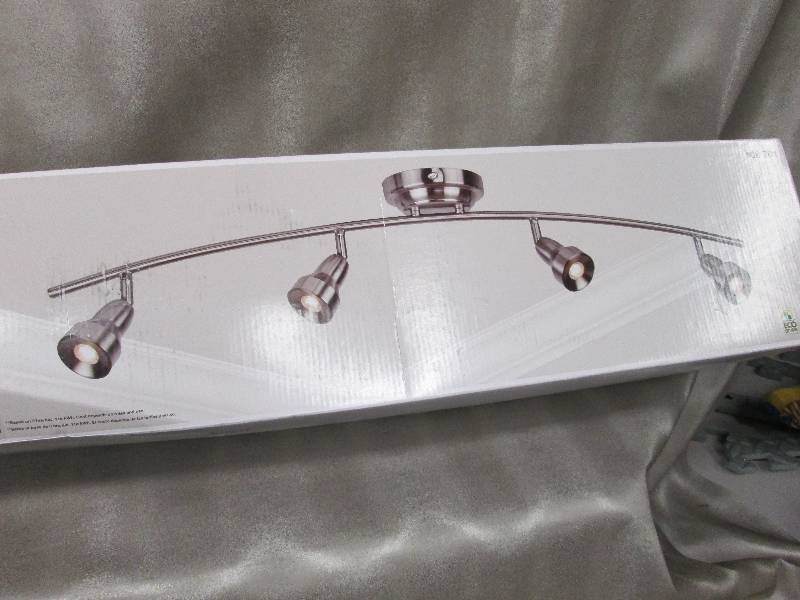 Hampton Bay Kelso 3 ft. 4-Light Bru...