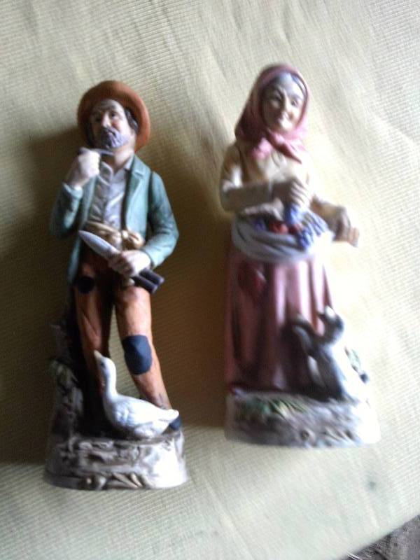 2 VINTAGE FIGUENES