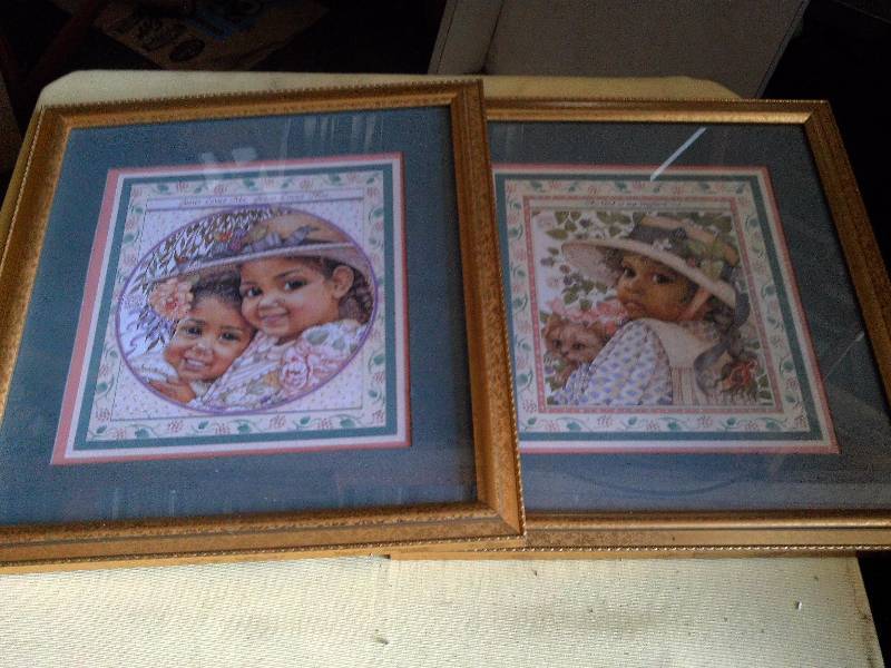 2 COLLECTIBLE PICTURES