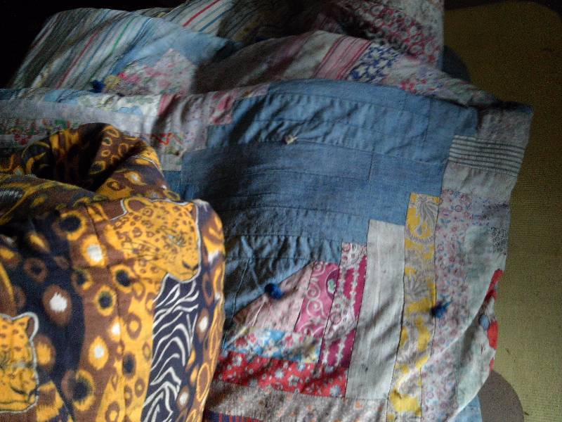 VINTAGE BLANKET AND SLEEPING BAG