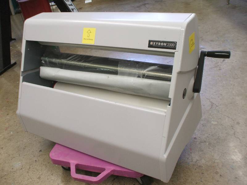 lot 703 image: Roll Laminator