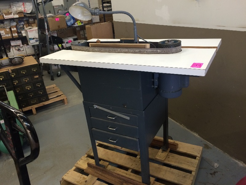 lot 2 image: Edge Sander  Belt Sander  2 14 x 80  1 HP  115230 volt    Works Fine