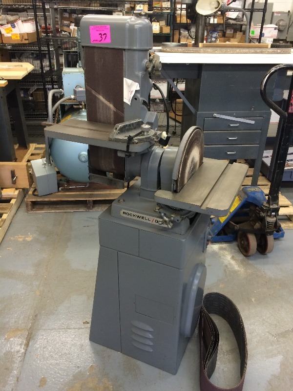 lot 37 image: Rockwell Delta Belt Disk Sander   12 disk  6x48 belt  1 12 HP  230 v   comes with extra belts - works fine