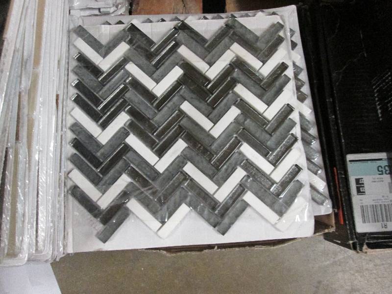 lot 25 image: Jeffrey Court Night Shadow 11.25 x ...