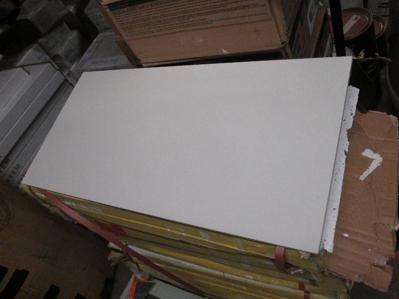 lot 81 image: Emser Times Square White Polished 1...