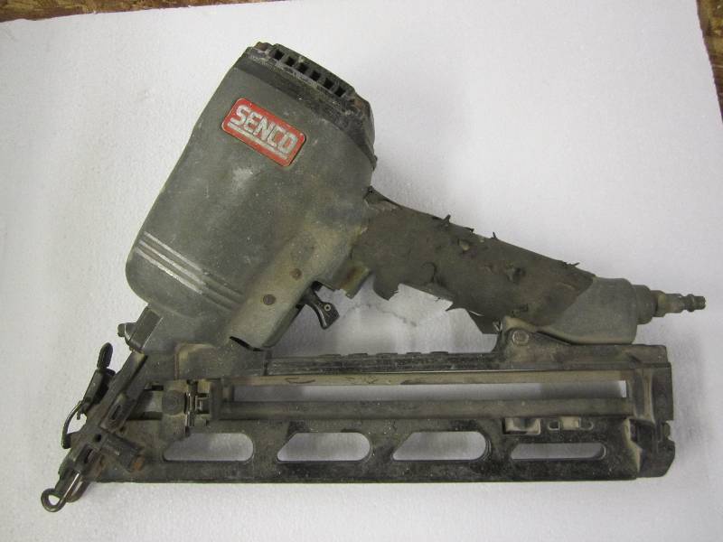 lot 9 image: Senco air nail gun...