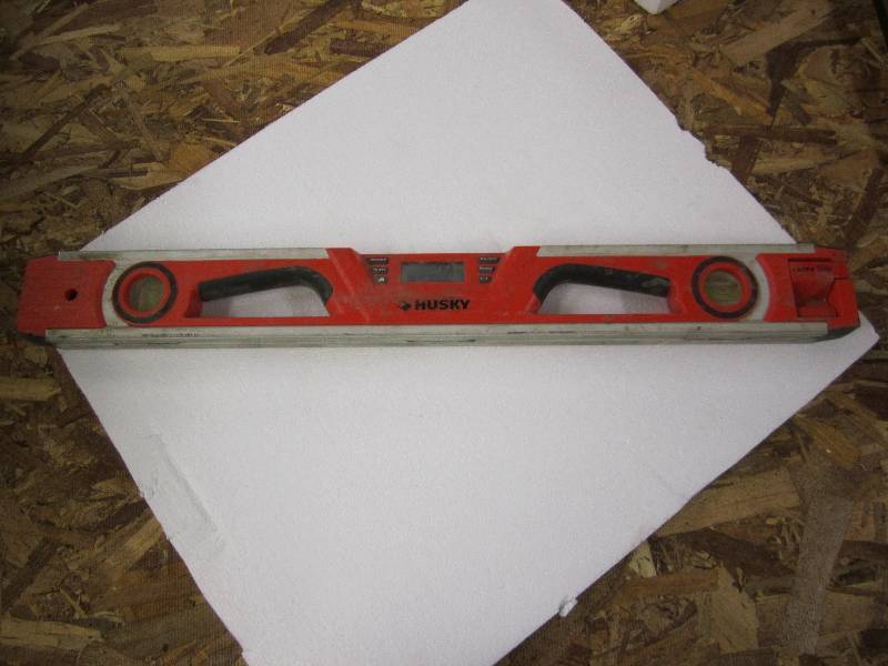 lot 12 image: Husky level with laser, memory and ...