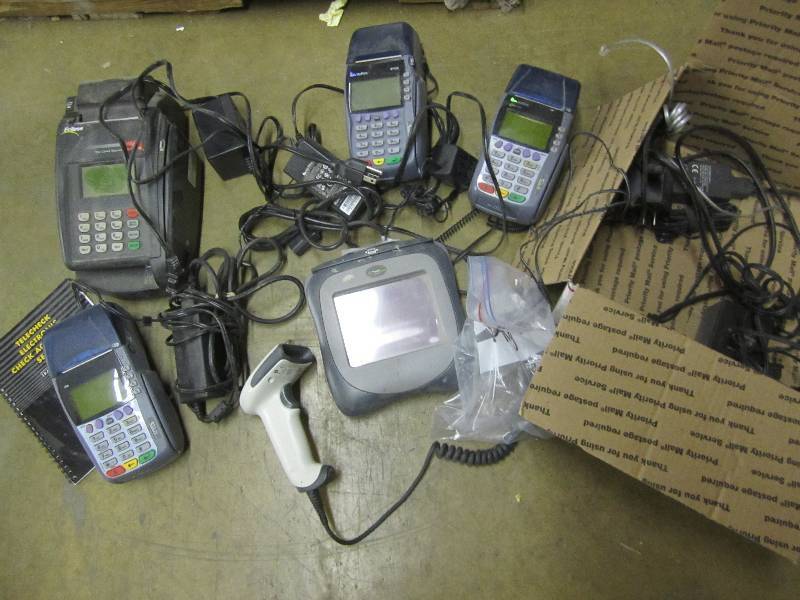 lot 45 image: Credit card terminals and a bar cod...