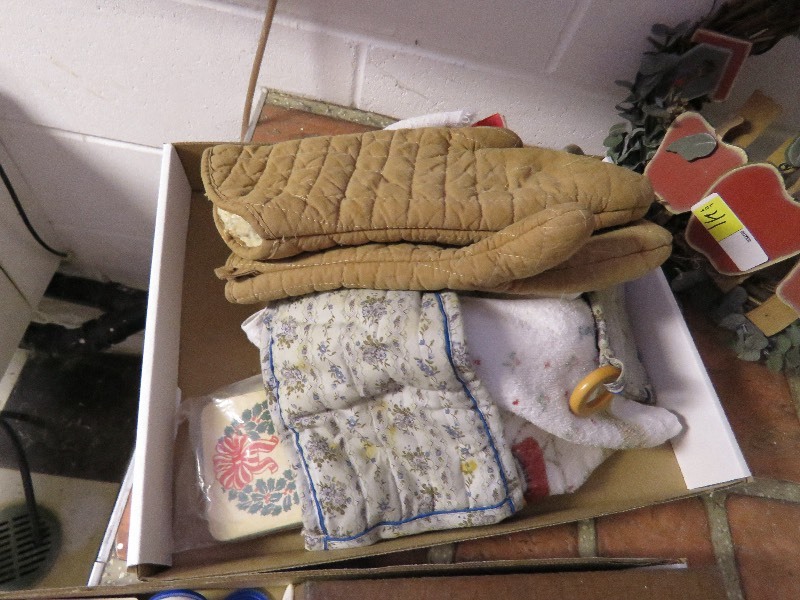 Kitchen Linen Lot