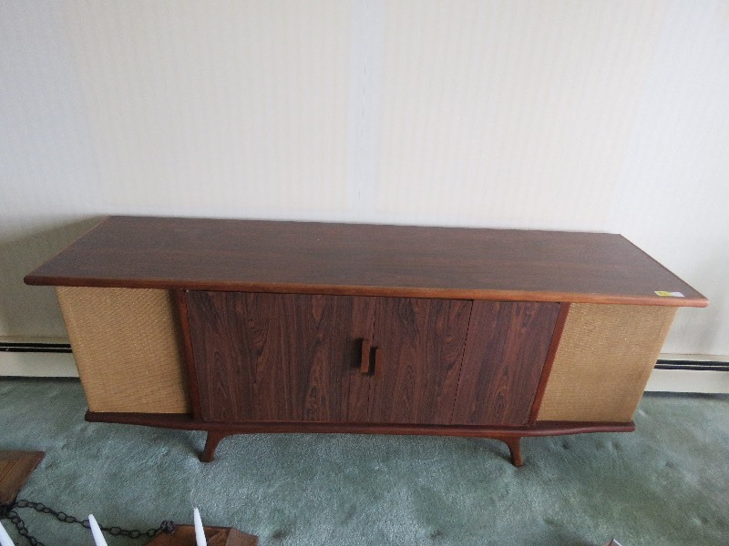 Vintage stereo cabinet