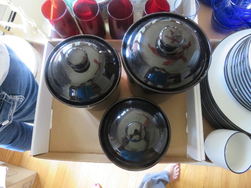 Black Canister lot