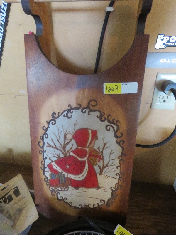 Wood Sleigh Dcor