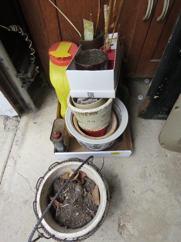 Gardening lot