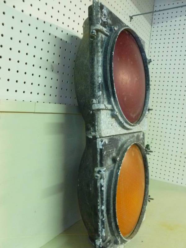 lot 52 image: Stoplight Section