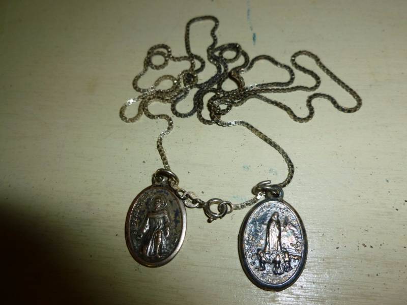 lot 55 image: Vintage Sterling Necklace