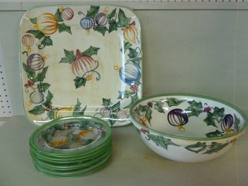 lot 67 image: Salad Set