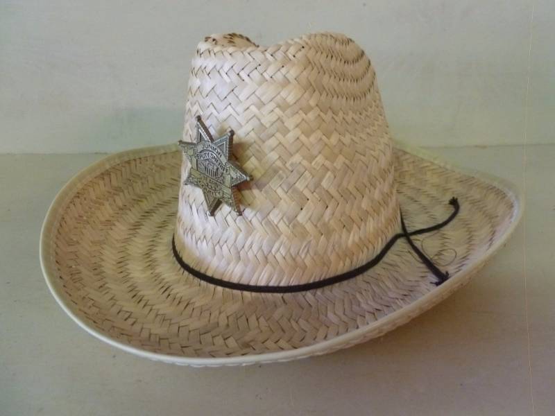 lot 106 image: Cowboy Hat