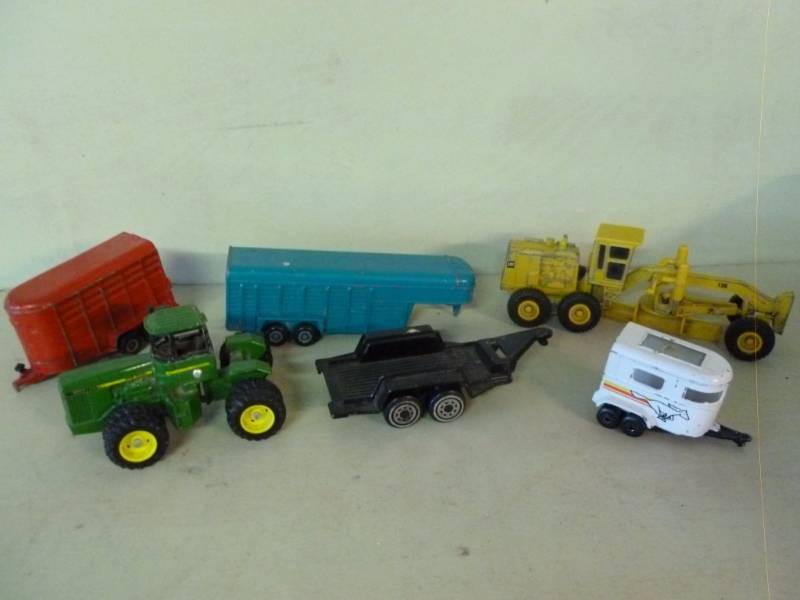 lot 156 image: Metal Toys