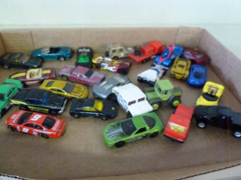 lot 159 image: Matchbox Cars