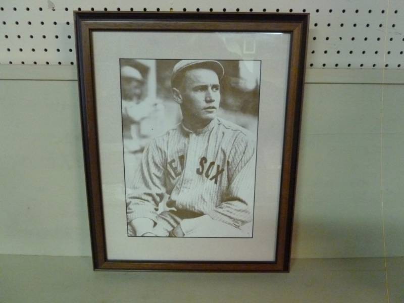 lot 201 image: Sports Collectible