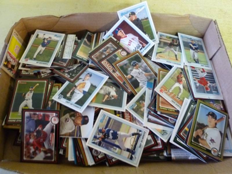 lot 207 image: Sports Cards