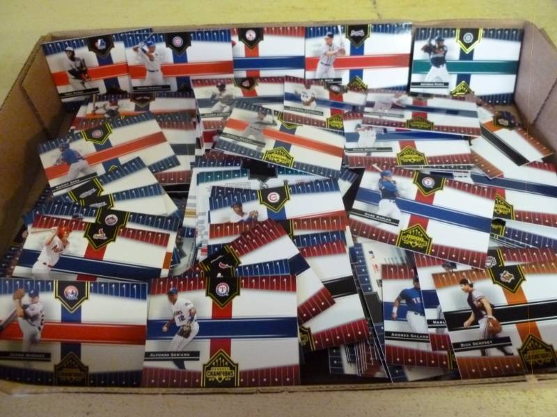 lot 212 image: Sports Cards