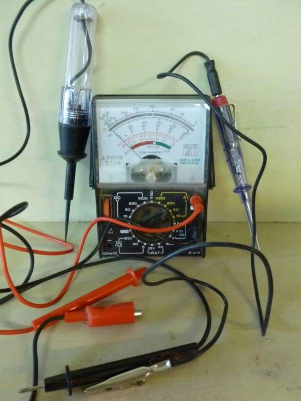 lot 236 image: Volt Meter